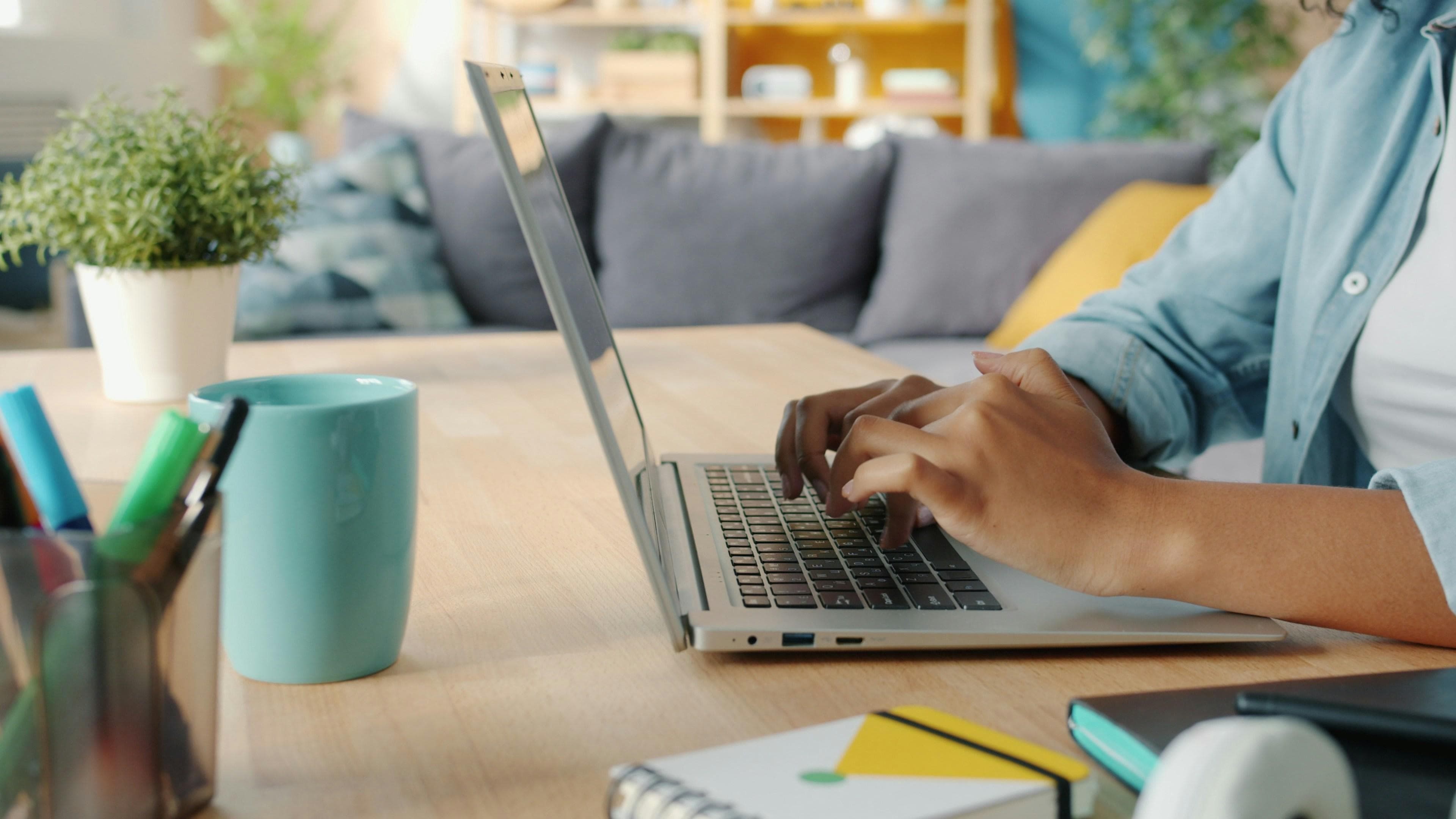 Are Your Emails Helping or Hurting Your Side Hustle?