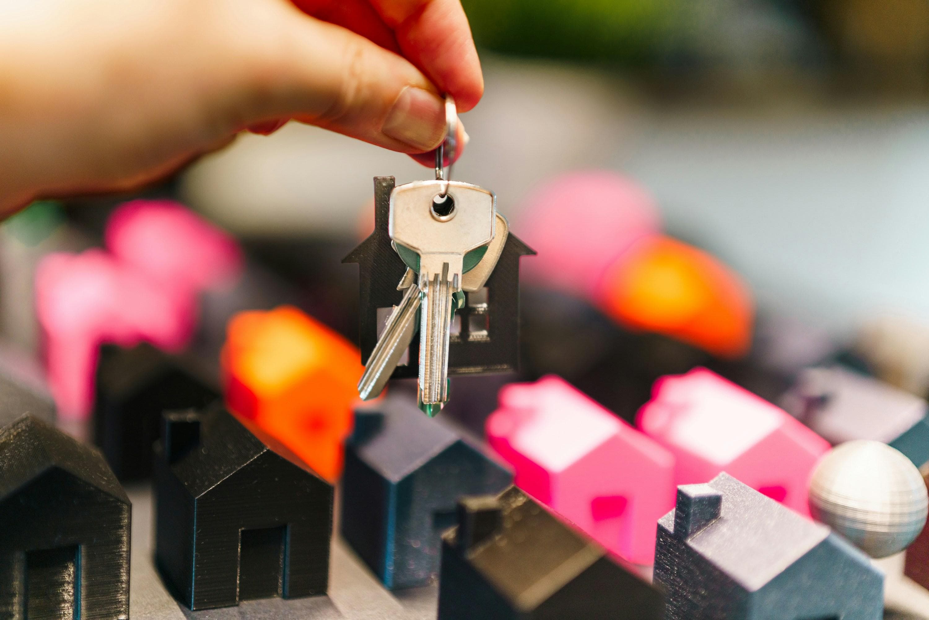 How a Venture Capitalist Invests His Own Money
